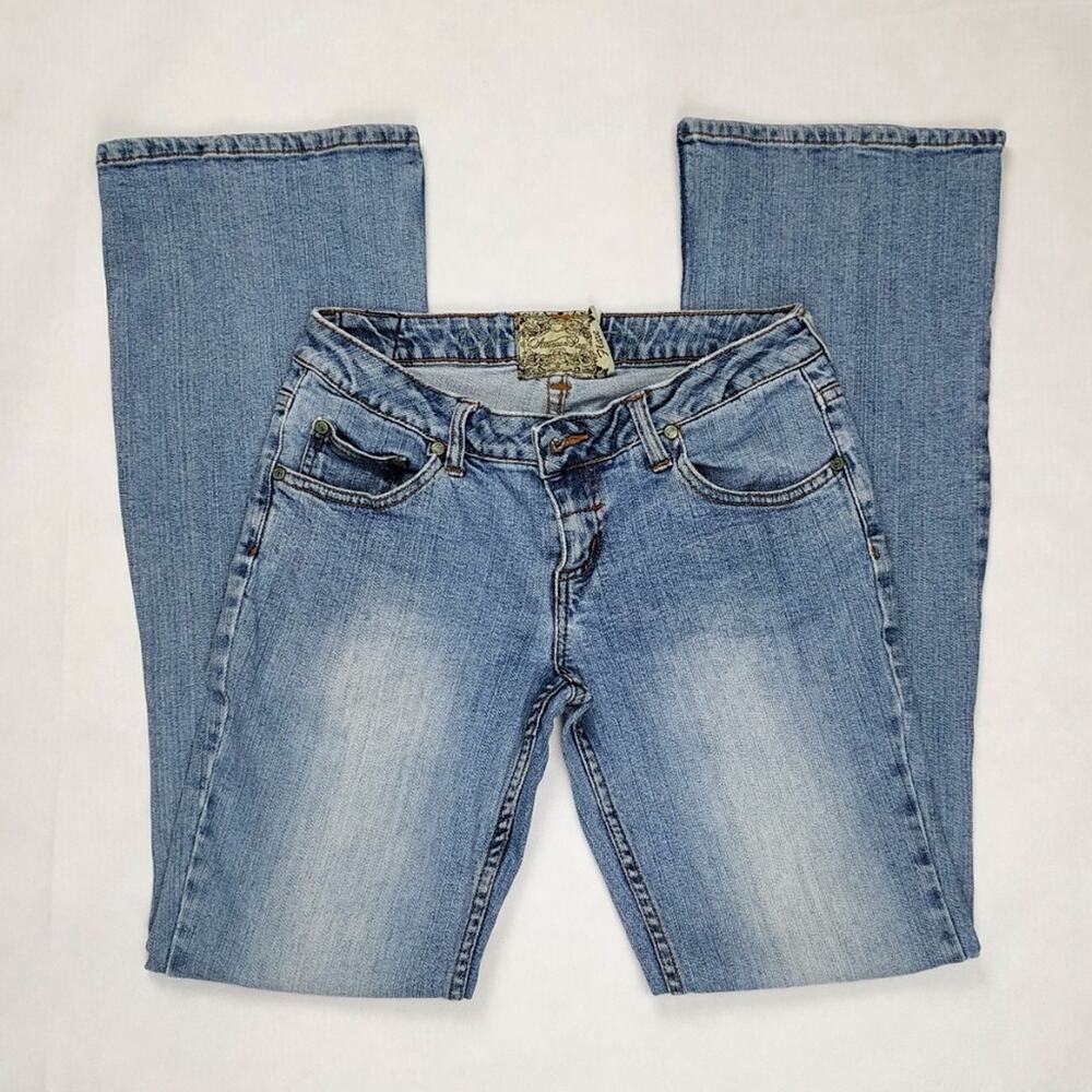 American Rag Bootcut Jeans - Picture 3 of 5